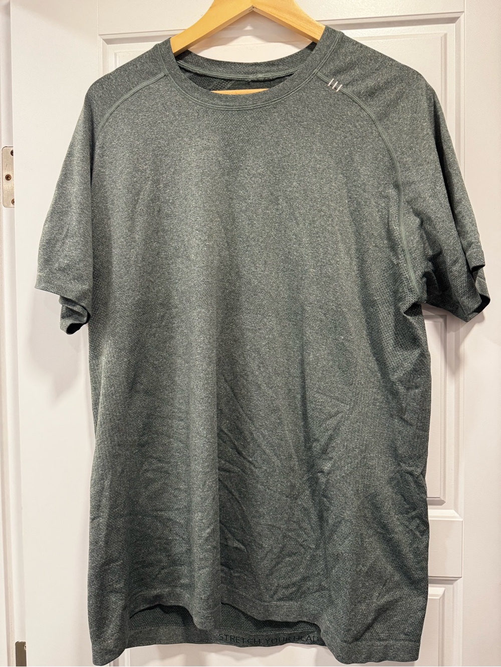 Lululemon Men's Metal Vent Tech SS Tee- Secret Mantra EUC